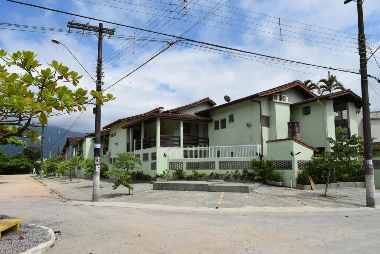De Maranduba: Beachfront With Private Bbq Apartamento Ubatuba