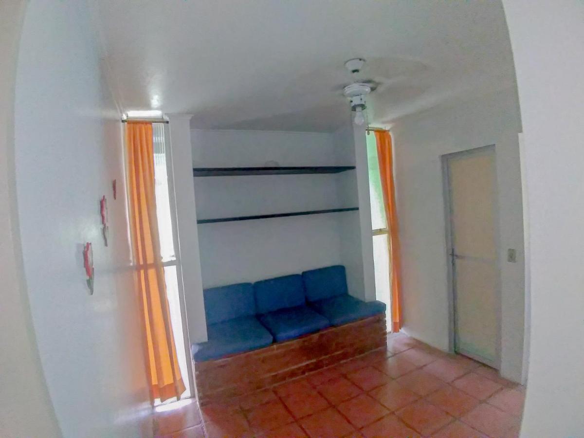 Apartamento De Maranduba: Beachfront With Private Bbq
